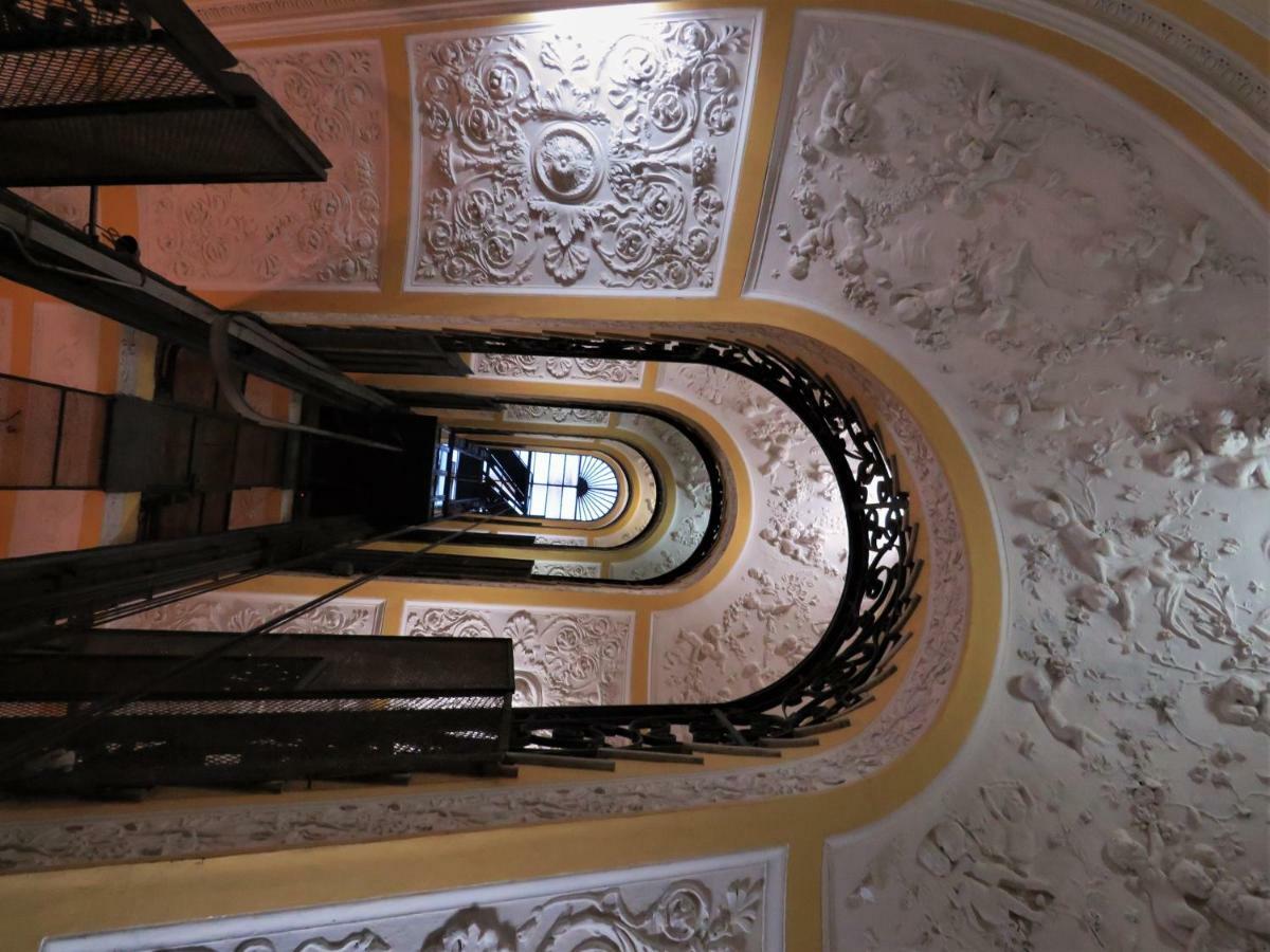 Domus Sibyllina, Galleria Umberto I Naples Luaran gambar