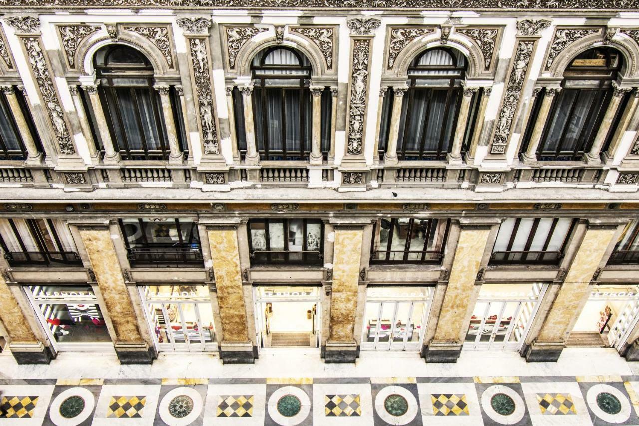 Domus Sibyllina, Galleria Umberto I Naples Luaran gambar